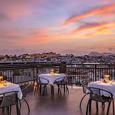 The Mangal View Residency - A Luxury Boutique Business Hotel 우다이푸르 외부 사진