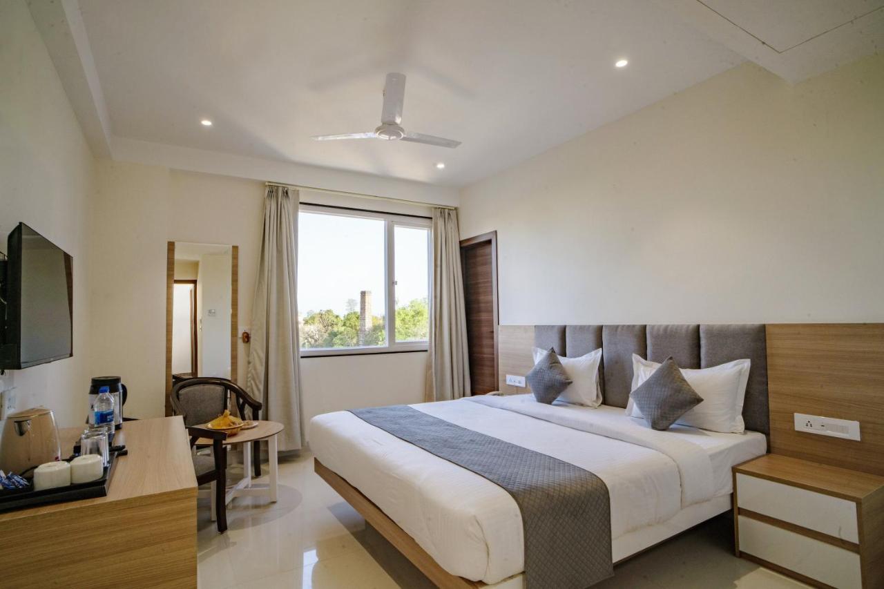 The Mangal View Residency - A Luxury Boutique Business Hotel 우다이푸르 외부 사진