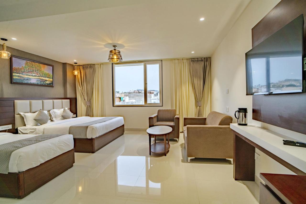 The Mangal View Residency - A Luxury Boutique Business Hotel 우다이푸르 외부 사진